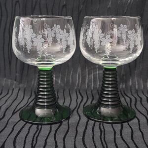 Vintage French Etched Grapevine Wine Glasses Green Beehive Stem Set 2